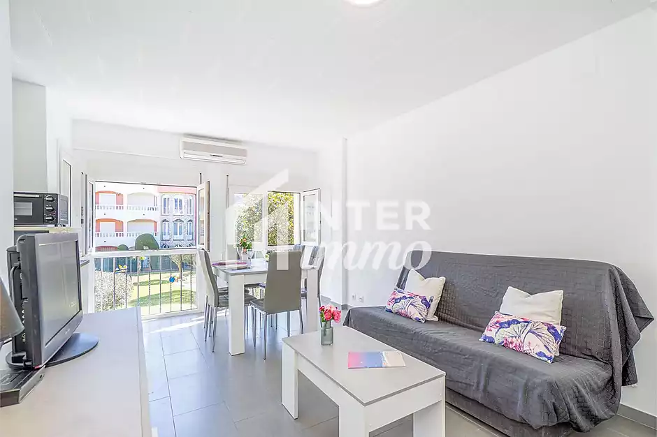 GRAN RESERVA Appartement moderne r&eacute;nov&eacute; avec piscines et de vastes jardins communautaires - photo 3 sur 30