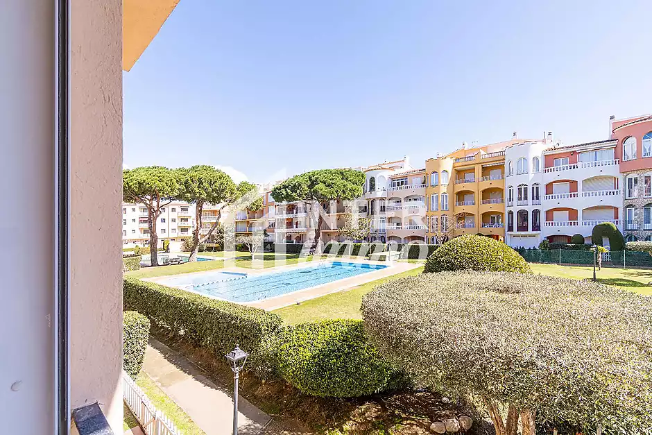 GRAN RESERVA Appartement moderne r&eacute;nov&eacute; avec piscines et de vastes jardins communautaires - photo 4 sur 30