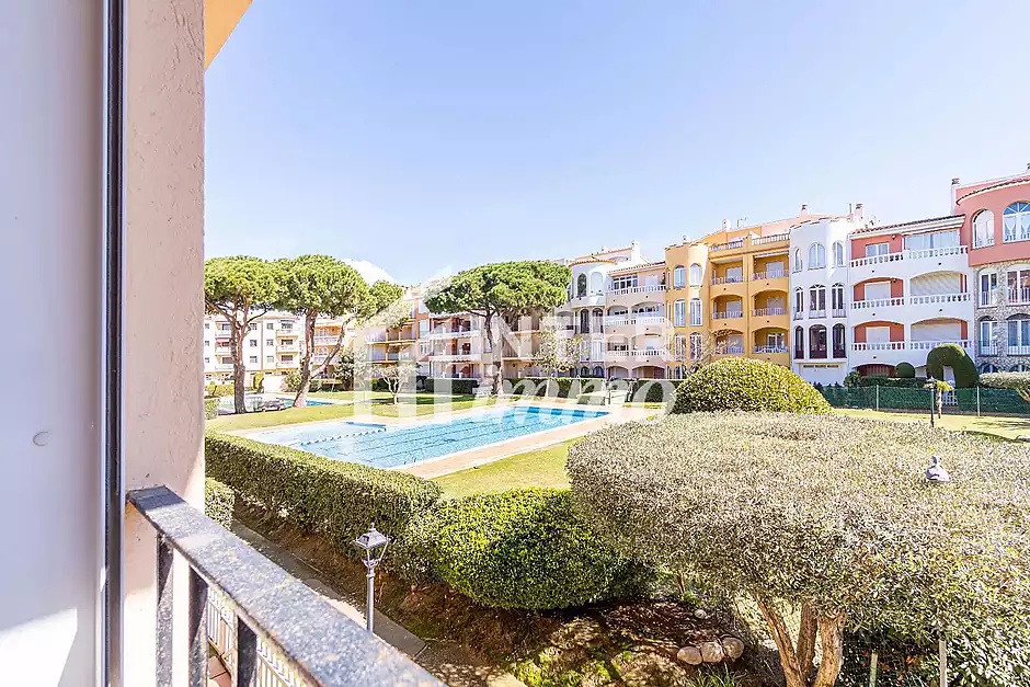 GRAN RESERVA Appartement moderne r&eacute;nov&eacute; avec piscines et de vastes jardins communautaires - photo 21 sur 30