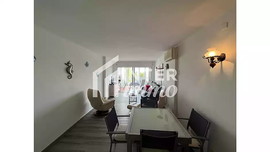 Apartamento de playa en la hermosa Costa Brava directamente en 1&ordf; l&iacute;nea de mar en Empuriabrava - foto 6 de 20