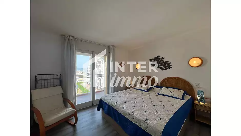 Apartamento de playa en la hermosa Costa Brava directamente en 1&ordf; l&iacute;nea de mar en Empuriabrava - foto 11 de 20