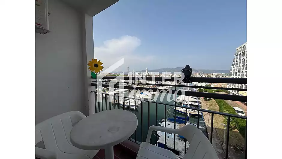Apartamento de playa en la hermosa Costa Brava directamente en 1&ordf; l&iacute;nea de mar en Empuriabrava - foto 12 de 20