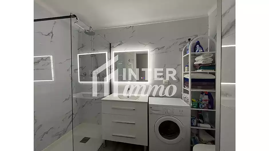 Apartamento de playa en la hermosa Costa Brava directamente en 1&ordf; l&iacute;nea de mar en Empuriabrava - foto 18 de 20