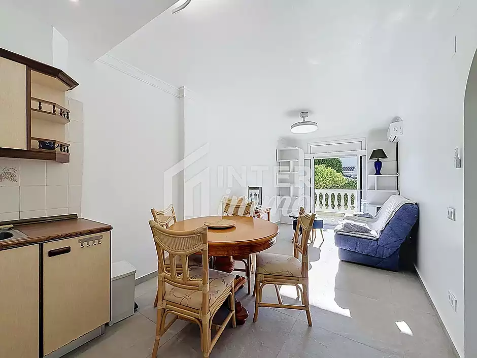 Apartament amb pàrquing, traster, piscina i amarratge comunitari - foto 5 de 34