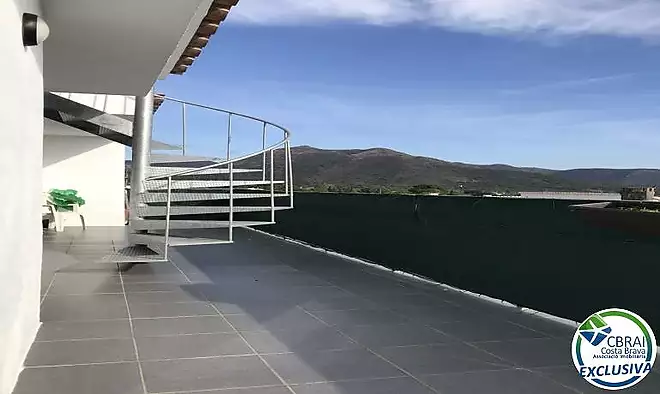 Encantadora Casa Renovada a Urbanitzaci&oacute; Tranquil&middot;la de Roses