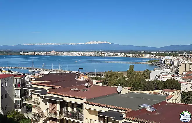 Apartament amb vistes a Puig Rom &ndash; Roses