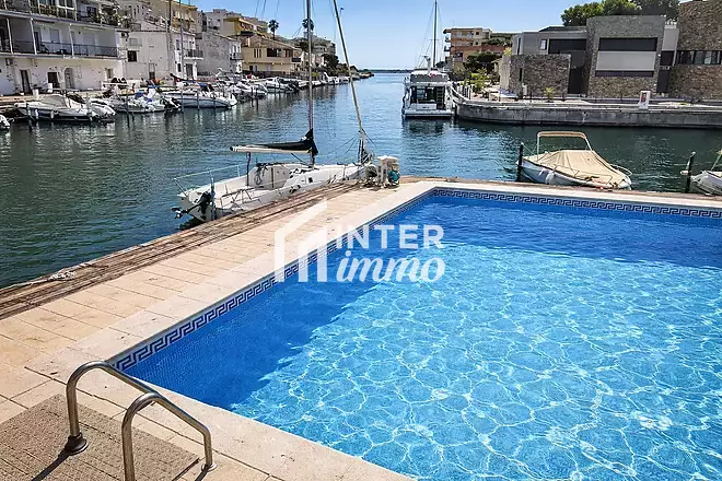 Apartament canal terrassa sud Roses Santa Margarita