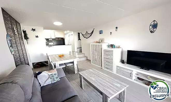 GRAN RESERVA  Apartament reformat de 2 dormitoris amb terrassa en un complex amb piscines i jardins