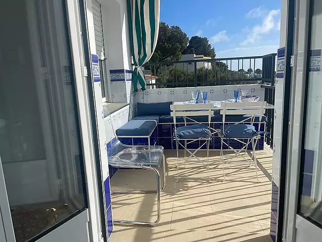 Apartament amb llic&egrave;ncia tur&iacute;stica a l&rsquo;Almadrava, Roses, a prop de la platja