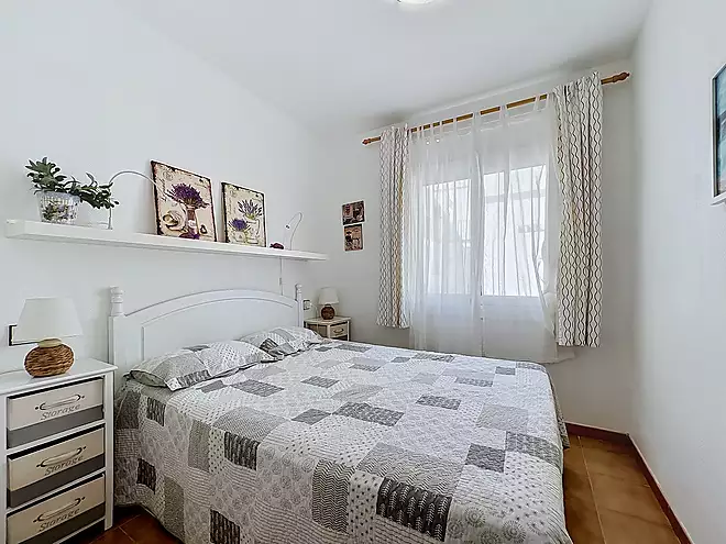 Apartament amb vista panor&agrave;mica sobre la badia de Roses a Puig Rom