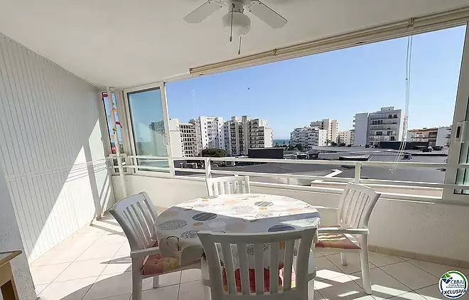 Apartament amb vistes al mar i terrassa &mdash; Salat&agrave;, Roses