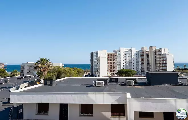 Apartament amb vistes al mar i terrassa &mdash; Salat&agrave;, Roses