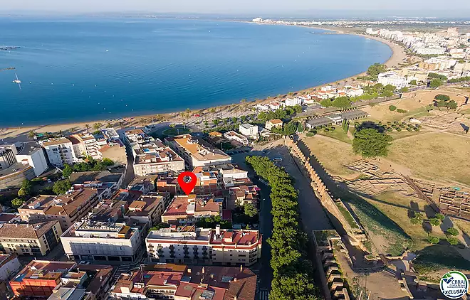 Apartament al centre de la ciutat, a només 250 metres de la platja.