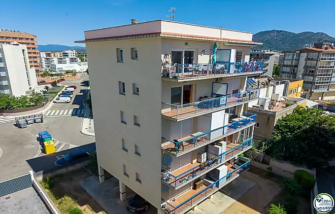 A 150 metres de la platja amb vistes al mar LLIC&Eacute;NCIA TUR&Iacute;STICA