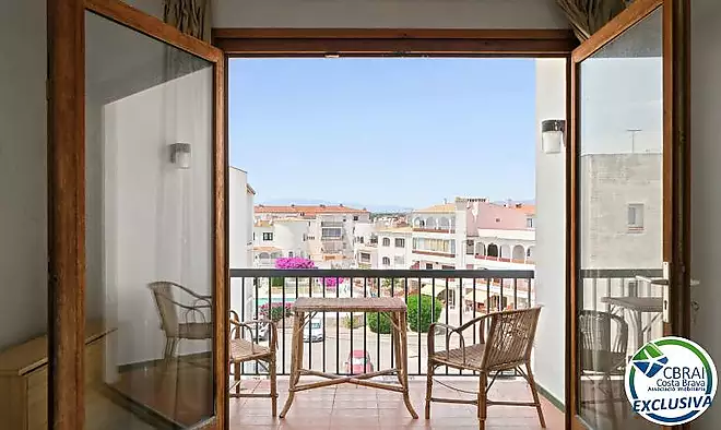 ROYAL MARINE Apartament d’1 dormitori amb terrassa per reformar i amb gran potencial
