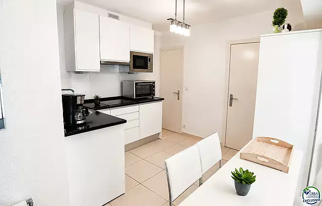 Appartement 2 chambres en premi&egrave;re ligne de mer
