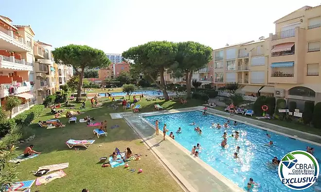 GRAN RESERVA  Apartament de 2 dormitoris amb piscines, jardins i llic&egrave;ncia tur&iacute;stica a 100 metres de