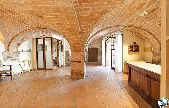 EXCLUSIVA MASIA DEL SEGLE XVI AMB LLIC&Egrave;NCIA DE TURISME RURAL