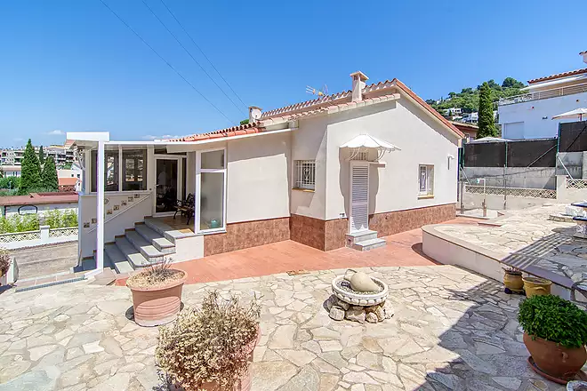 Casa independent amb 3 dormitoris a Roses, Costa Brava