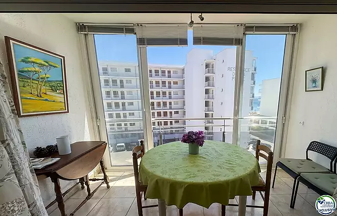 Estudi amb terrassa a 30 m de la platja &mdash; 4a planta, Salatar, Roses