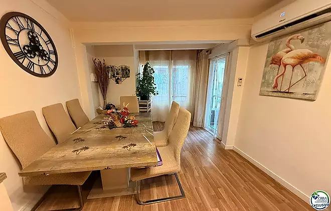 Apartament al centre de la ciutat, a només 250 metres de la platja.