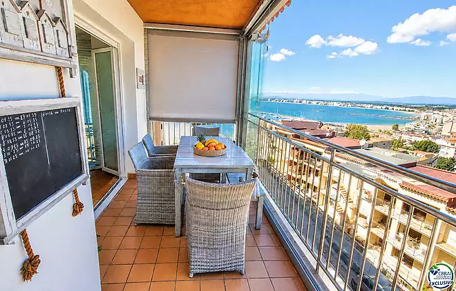 Apartament amb vistes a Puig Rom – Roses