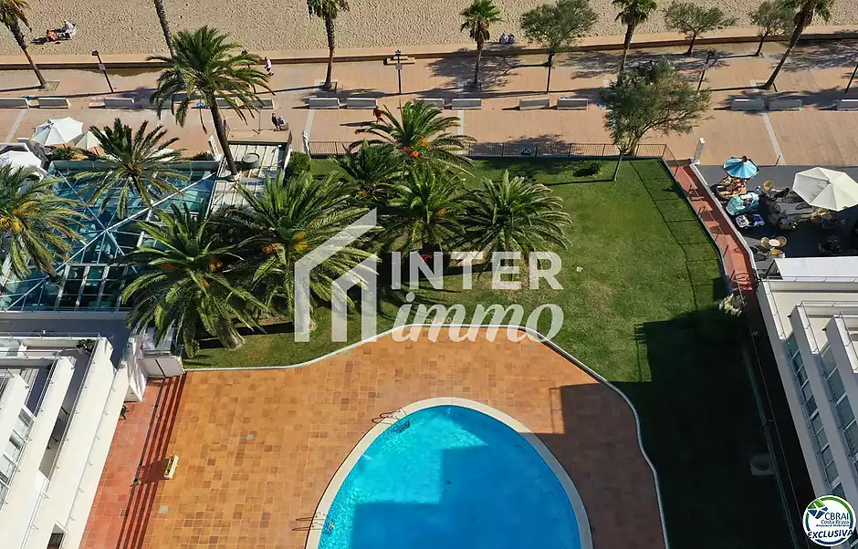 Apartament en venda a Santa Margarida, Roses | Vistes al mar, piscina i terrassa davant del passeig  - foto 38 de 38