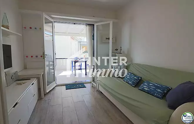 Casa amb gran terrassa orientada al sud, a Sant Maurici