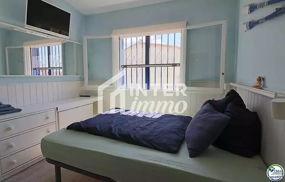 Casa amb gran terrassa orientada al sud, a Sant Maurici - foto 8 de 15