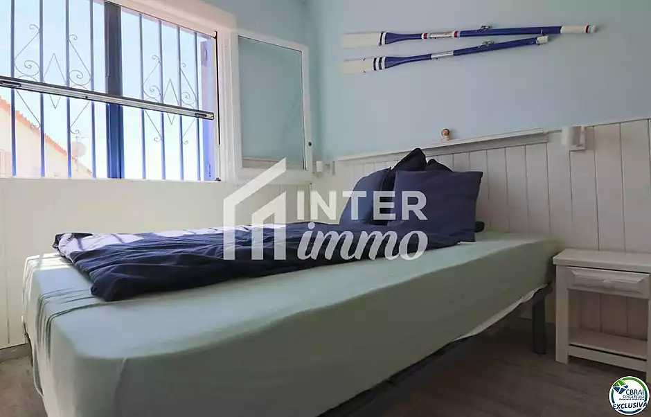 Casa amb gran terrassa orientada al sud, a Sant Maurici - foto 11 de 15