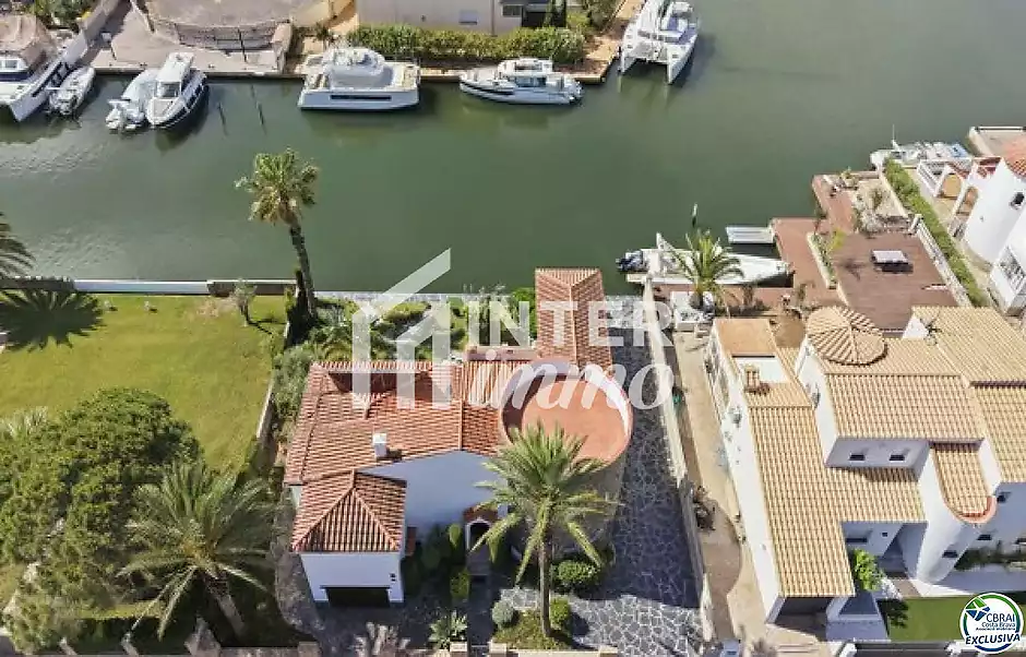 Mireu bé! – Regardez bien! – Bitte genau hinschauen! – Have a good look! - foto 24 de 67