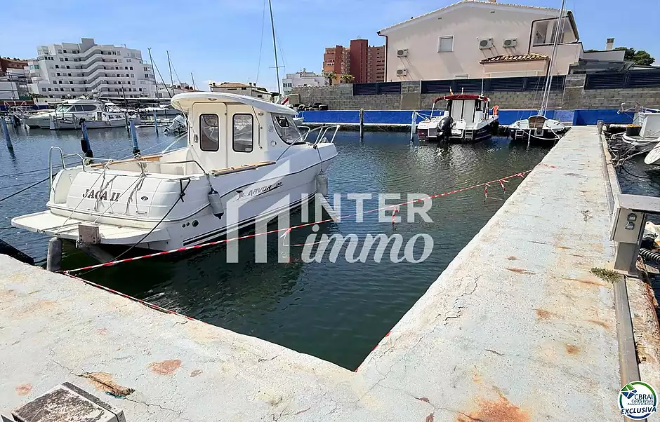 Amarrador de 3 x 8 metres, per a embarcacions de vela i de motor. - foto 4 de 39