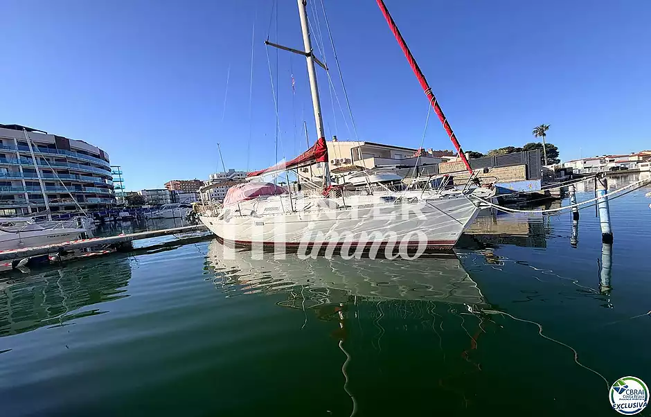 Amarrador de 3 x 8 metres, per a embarcacions de vela i de motor. - foto 29 de 39