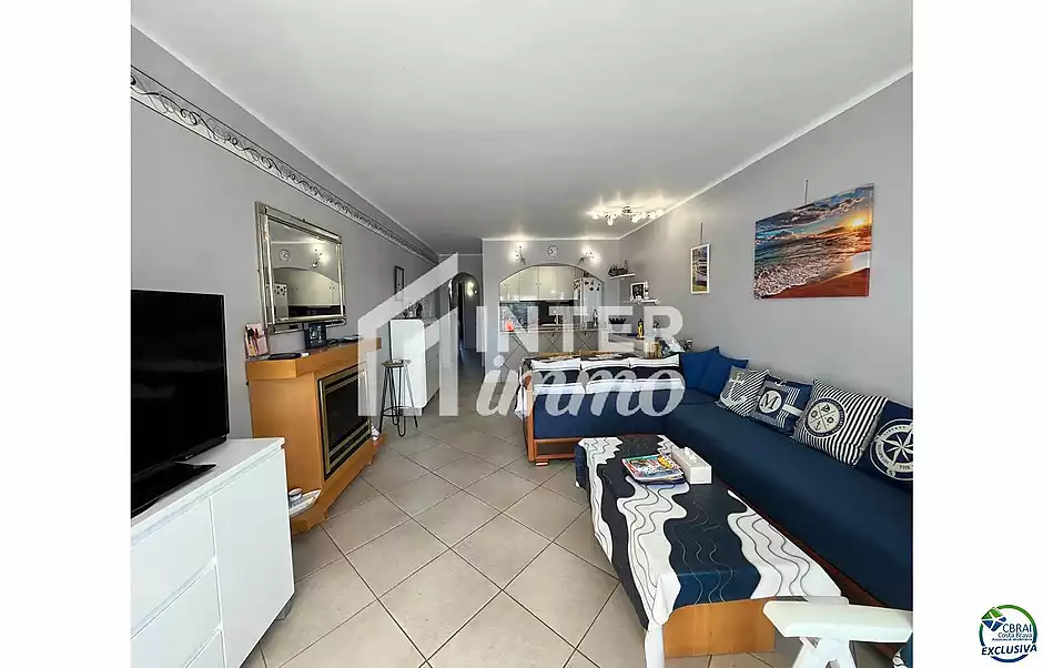 Es ven apartament perfecte en Empuriabrava, Costa Brava - foto 3 de 18