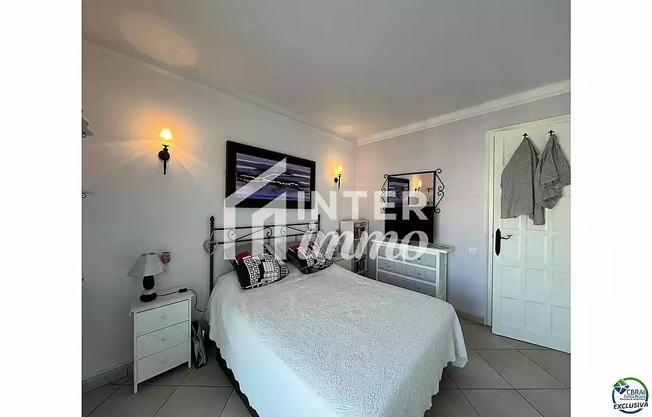 Es ven apartament perfecte en Empuriabrava, Costa Brava - foto 8 de 18
