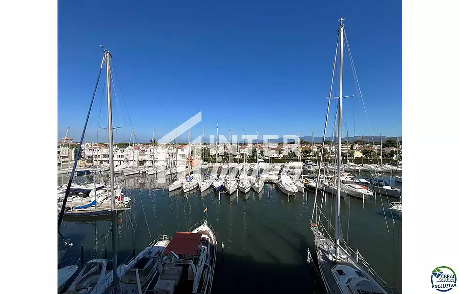 Es ven apartament perfecte en Empuriabrava, Costa Brava - foto 11 de 18