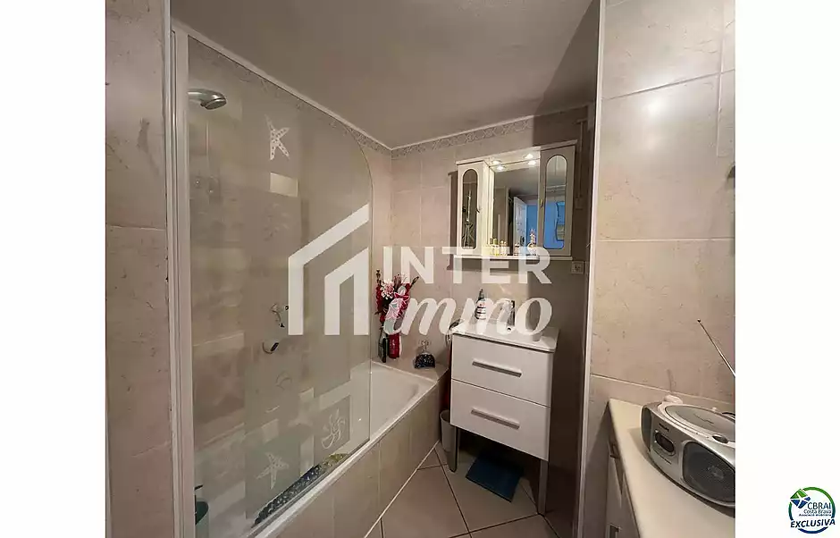 Es ven apartament perfecte en Empuriabrava, Costa Brava - foto 18 de 18
