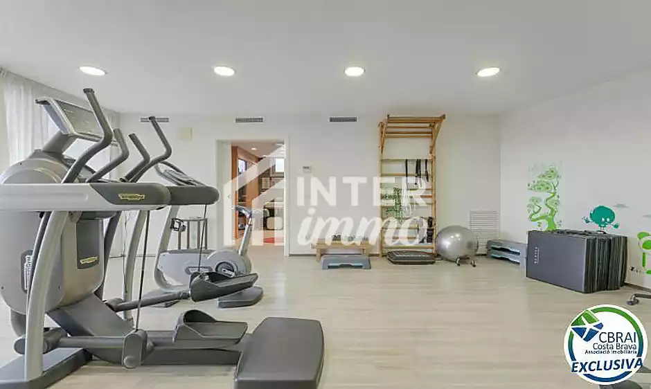Propietat d’alt standing a La Jonquera: un refugi de luxe al massís de l’Albera amb piscina climatit - foto 48 de 104