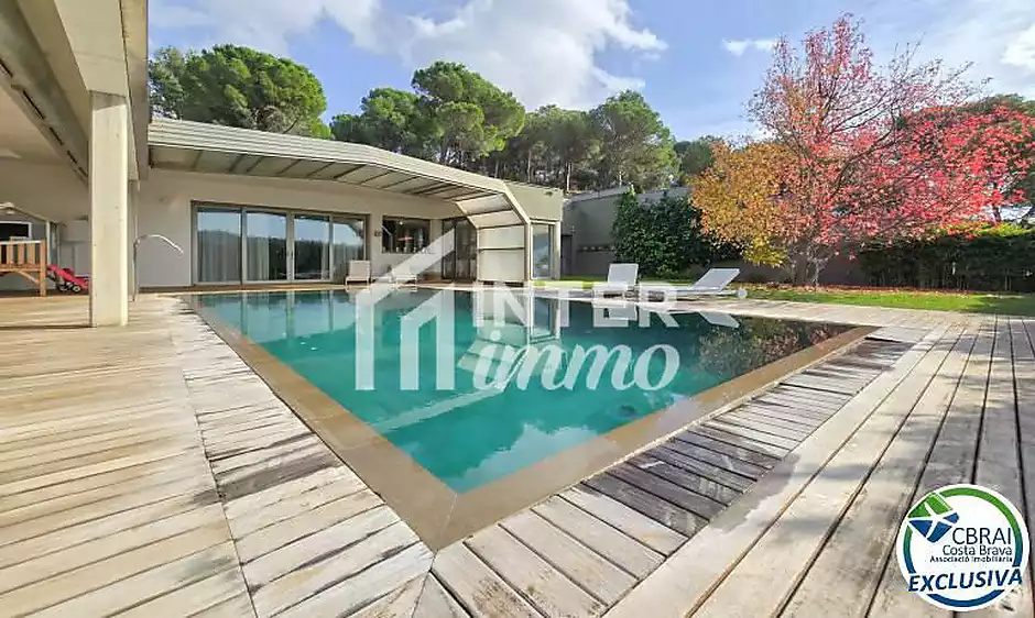 Propietat d’alt standing a La Jonquera: un refugi de luxe al massís de l’Albera amb piscina climatit - foto 62 de 104