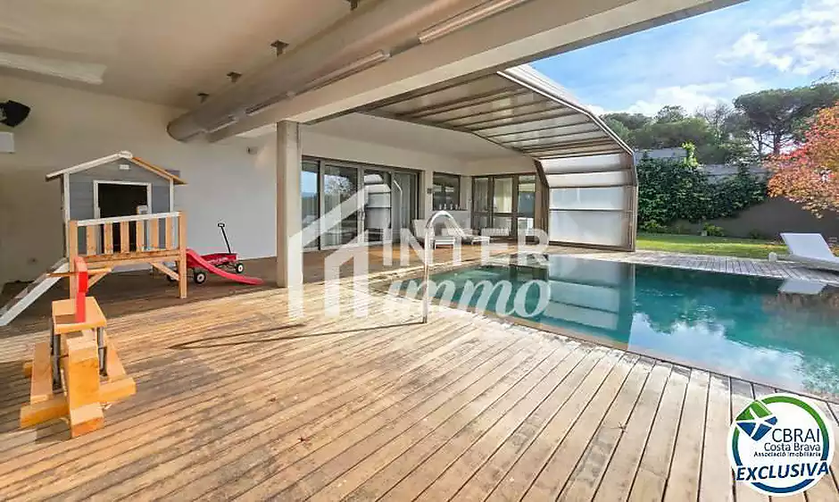 Propietat d’alt standing a La Jonquera: un refugi de luxe al massís de l’Albera amb piscina climatit - foto 63 de 104