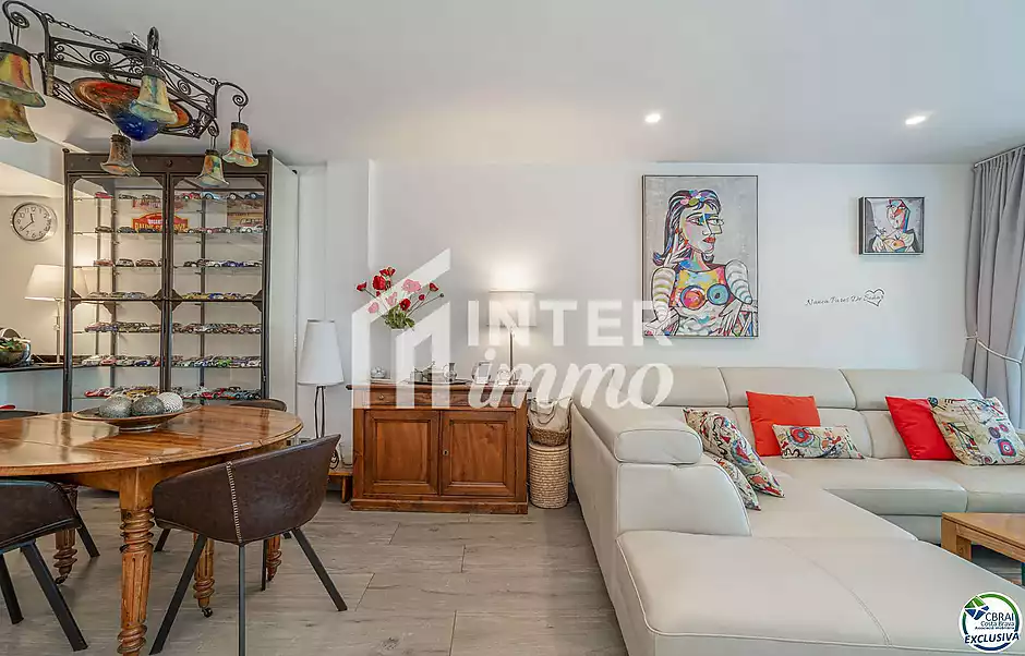 Magnífic Apartament a Primera Línia de Mar - foto 15 de 35