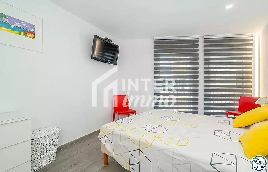 Magnífic Apartament a Primera Línia de Mar - foto 27 de 35