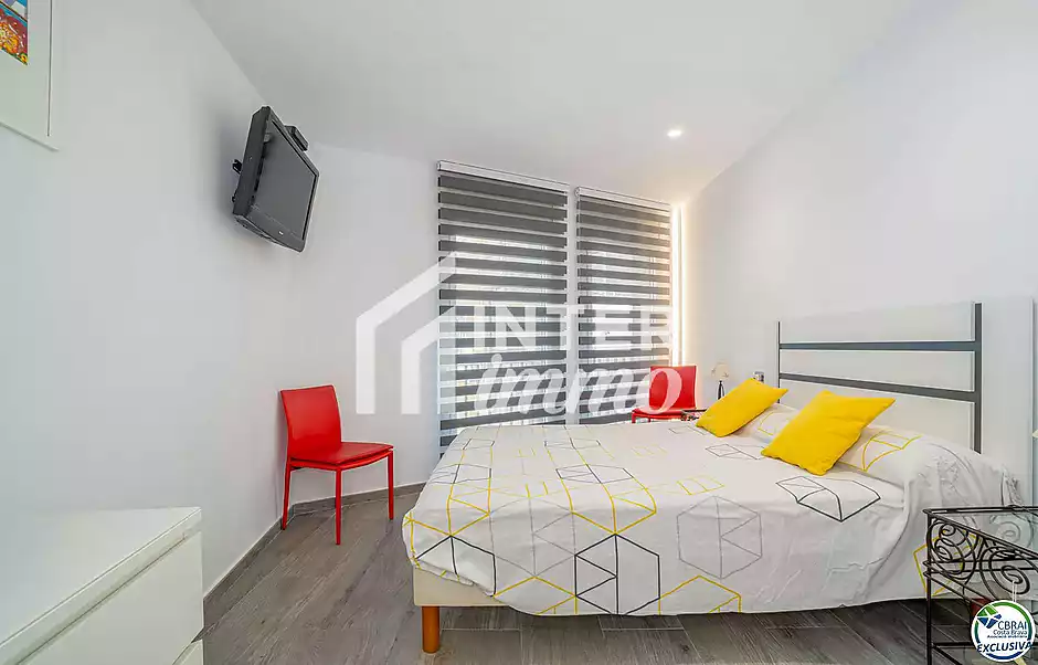 Magnífic Apartament a Primera Línia de Mar - foto 28 de 35