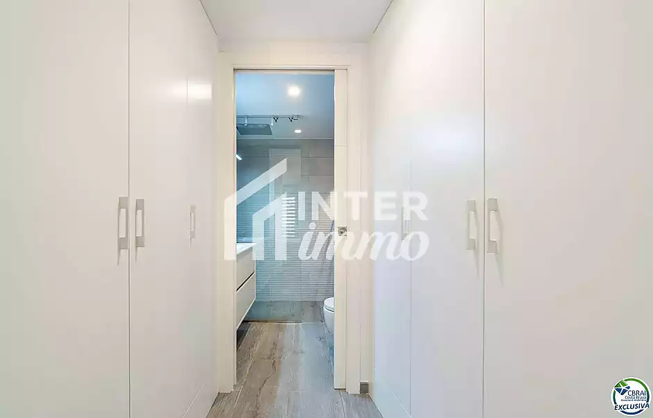 Magnífic Apartament a Primera Línia de Mar - foto 30 de 35