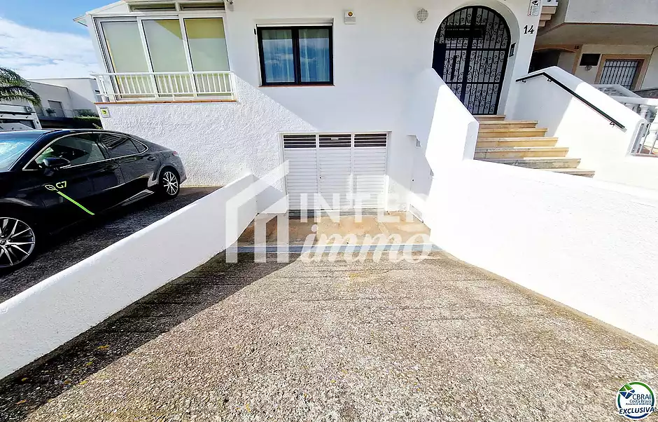 Apartament de 2 habitacions amb p&agrave;rquing, amarratge i traster - foto 22 de 23
