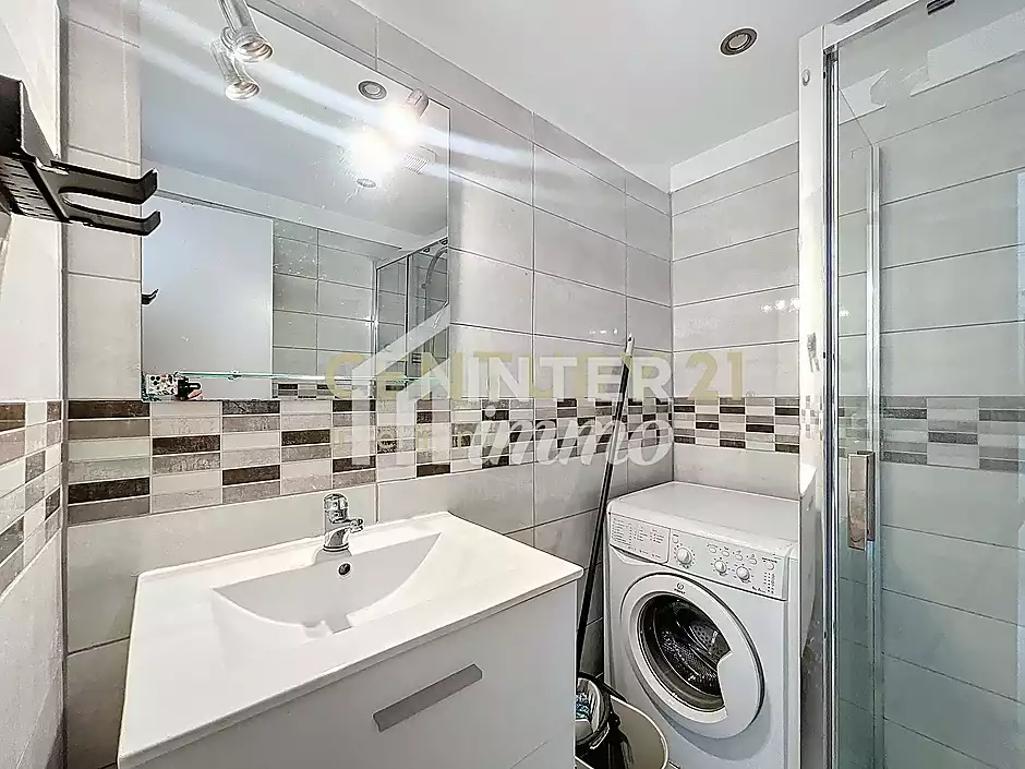 Apartament amb terrassa i vista canal – Poblat Típic, Empuriabrava - foto 6 de 22