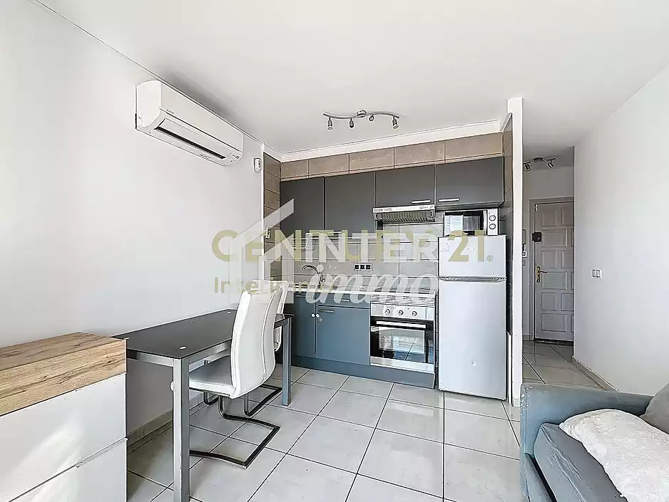 Apartament amb terrassa i vista canal – Poblat Típic, Empuriabrava - foto 16 de 22