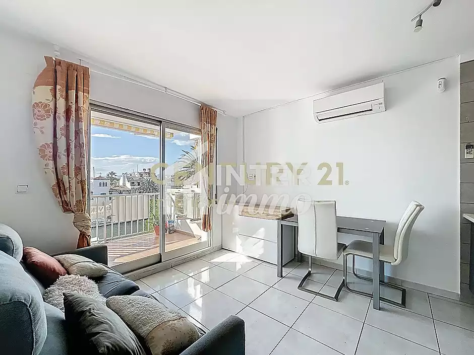 Apartament amb terrassa i vista canal – Poblat Típic, Empuriabrava - foto 21 de 22