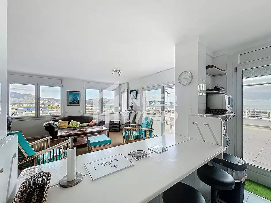 En venda: Superb Apartament amb Vistes al Mar al Club N&agrave;utic - foto 20 de 24