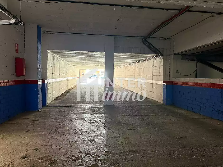 Pis a l'últim pis amb terrat i vistes al mar a Empuriabrava - foto 17 de 20